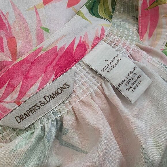 Draper's & Damon's White & Bright Multi Colored Tropical Print Silky Blouse Lrg - Picture 10 of 11